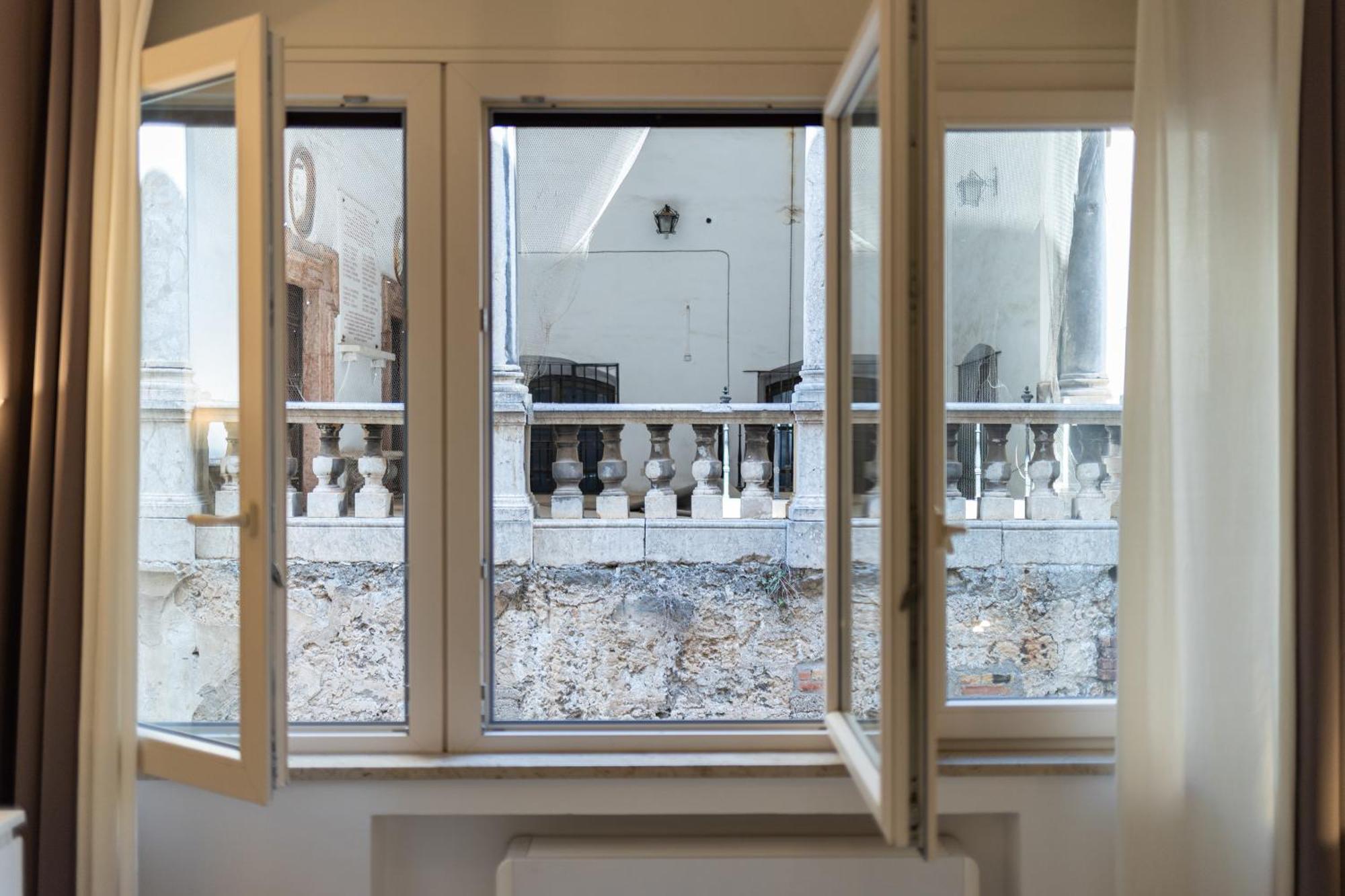 Loggiato Palazzo San Matteo Apartment Palermo Luaran gambar